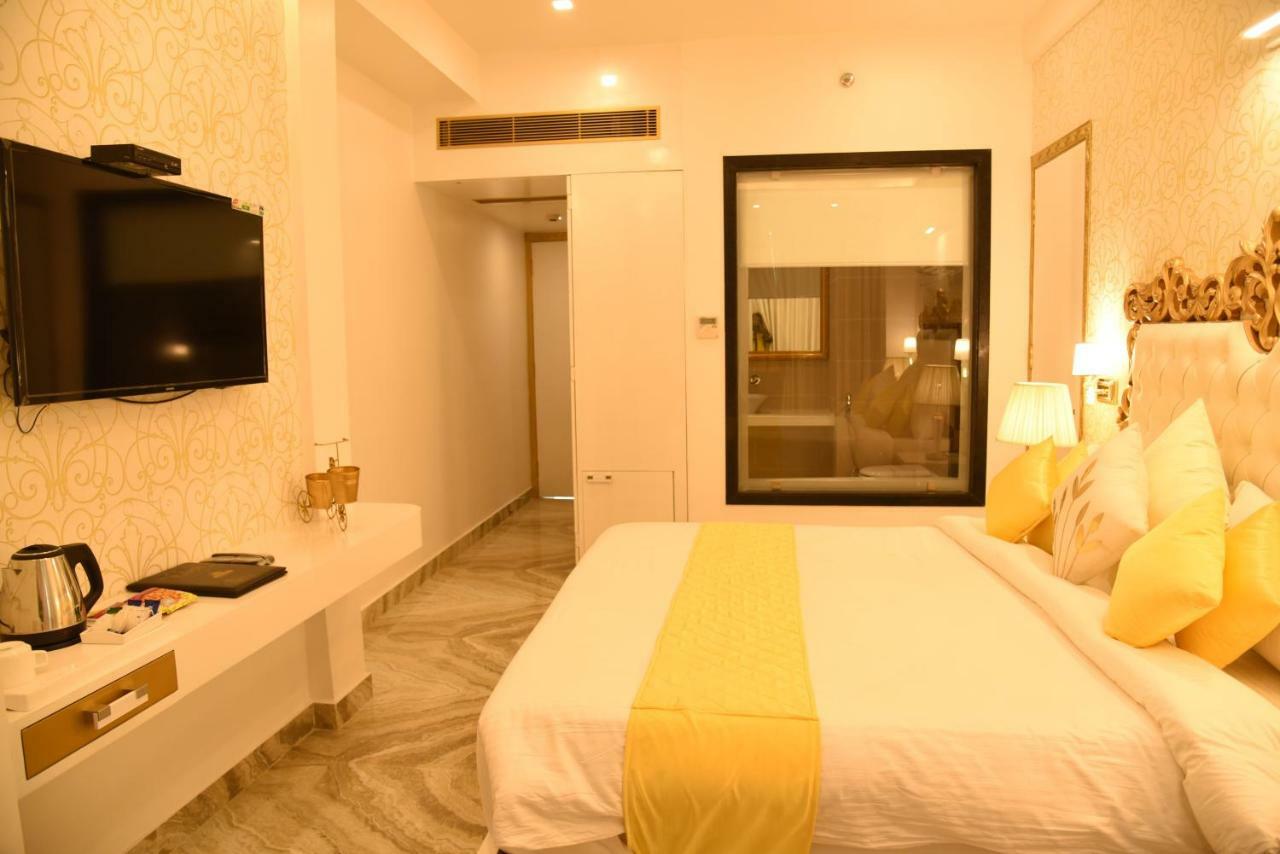 Hotel Heritage At Assi Ghat Varanasi
